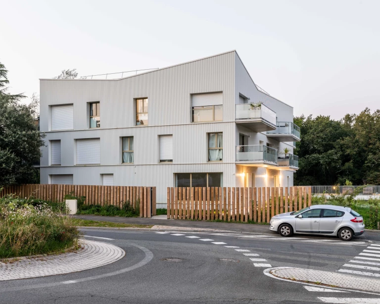 2024-09-18-nantes-025-panorama-basse-def