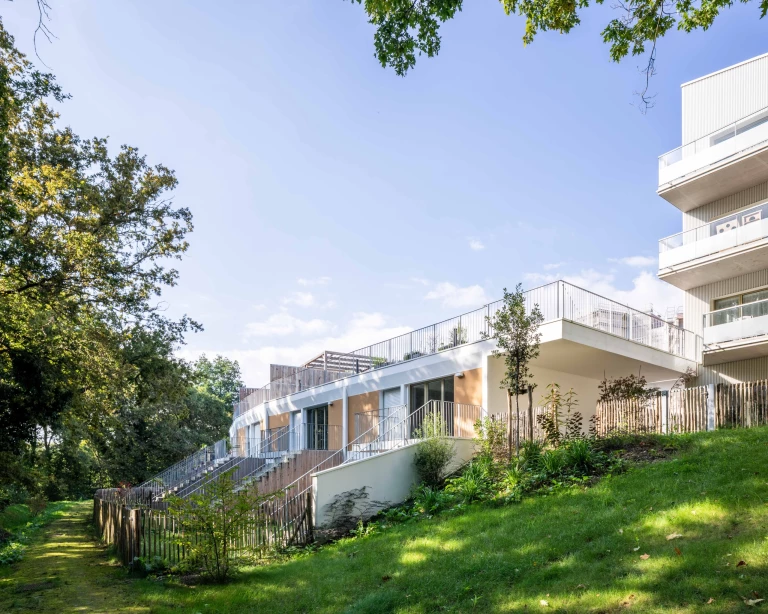 2024-09-18-nantes-315-panorama-basse-def